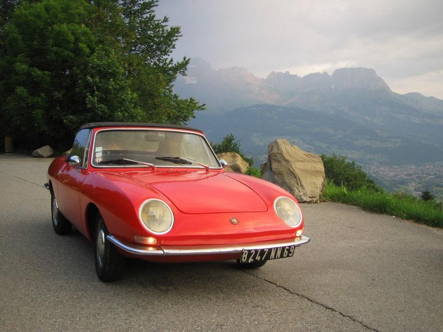  Fiat 850 Spider 1965 года  (фото 8 из 10)